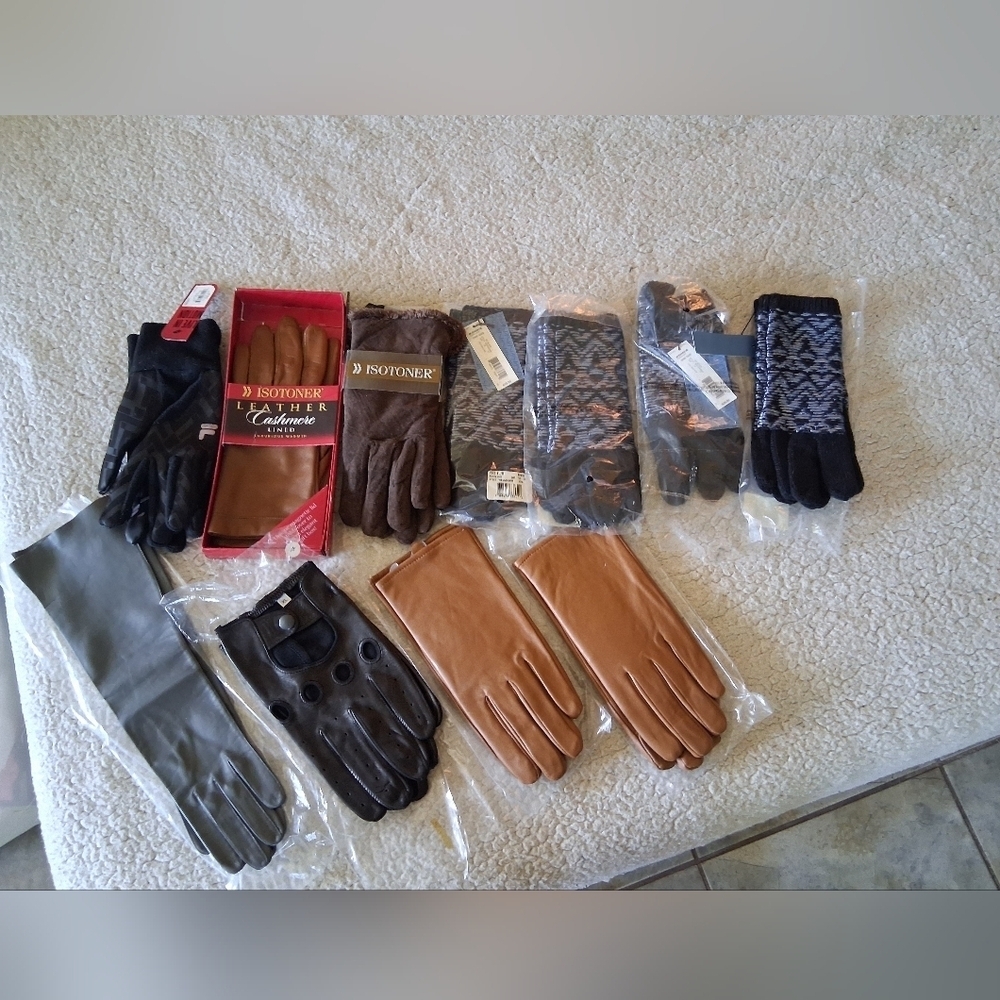 New Lot Of 11 Isotoner Women's Assorted Gloves - Black, Brown, Tan